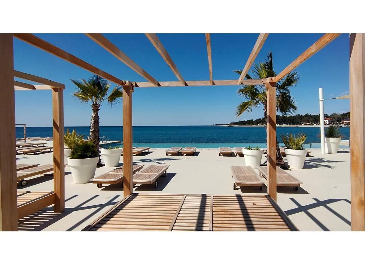 New!!! New Riva Luxury One - With Sunny Terrace & Big Garden Apartment Porec Croatia