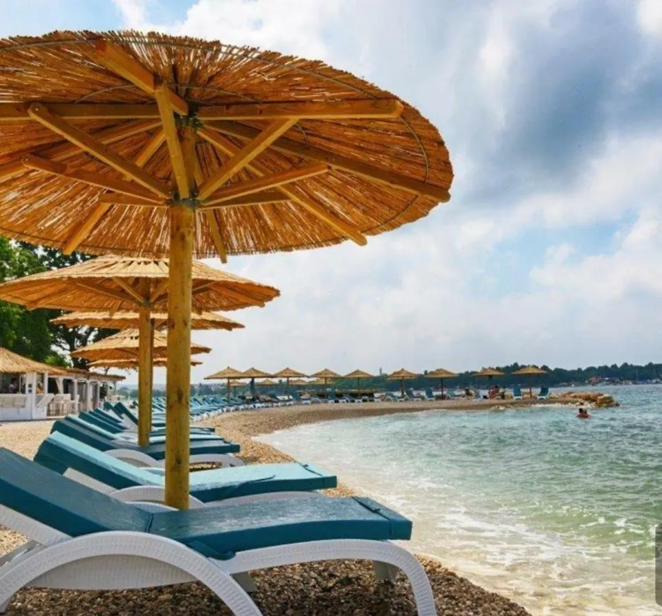New!!! New Riva Luxury One - With Sunny Terrace & Big Garden Apartment Porec