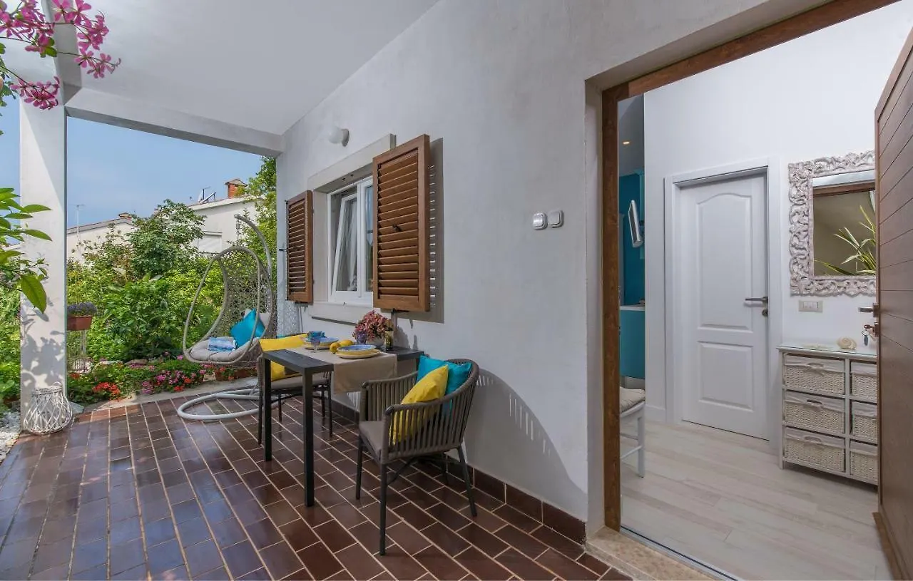 New!!! New Riva Luxury One - With Sunny Terrace & Big Garden Apartment Porec